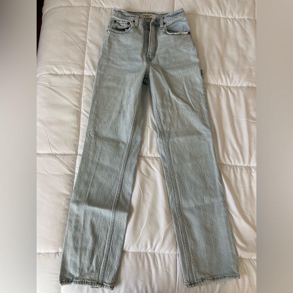 Light wash high waisted jeans